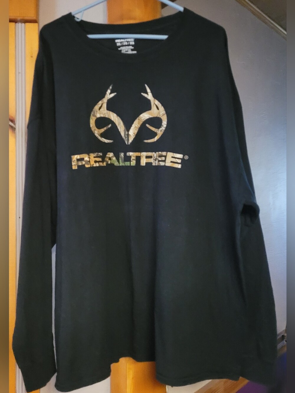 Realtree Black Long Sleeve Camo Logo Shirt